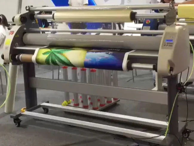 Laminadora neumática totalmente automática - SIGN COLOMBIA Plotter de corte
