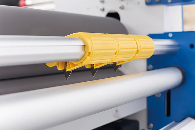 Máquina laminadora totalmente automática de 1680A y 1600mm - SIGN COLOMBIA Plotter de corte