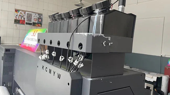 Impresora UV DTF 60 cm con 3/4 cabezales - SIGN COLOMBIA Plotter de corte