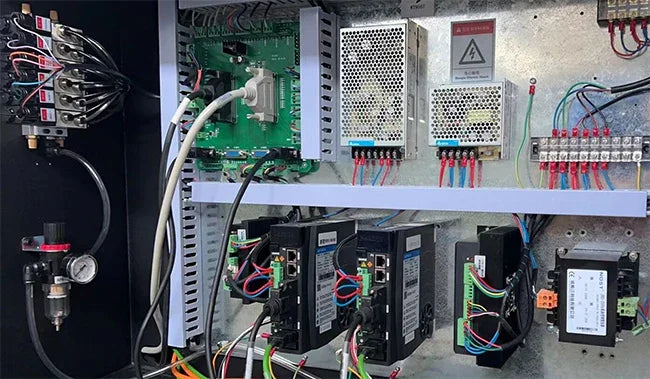 Máquina dobladora automática de letras de canal de borde alto con función completa X3/X6 - SIGN COLOMBIA Plotter de corte