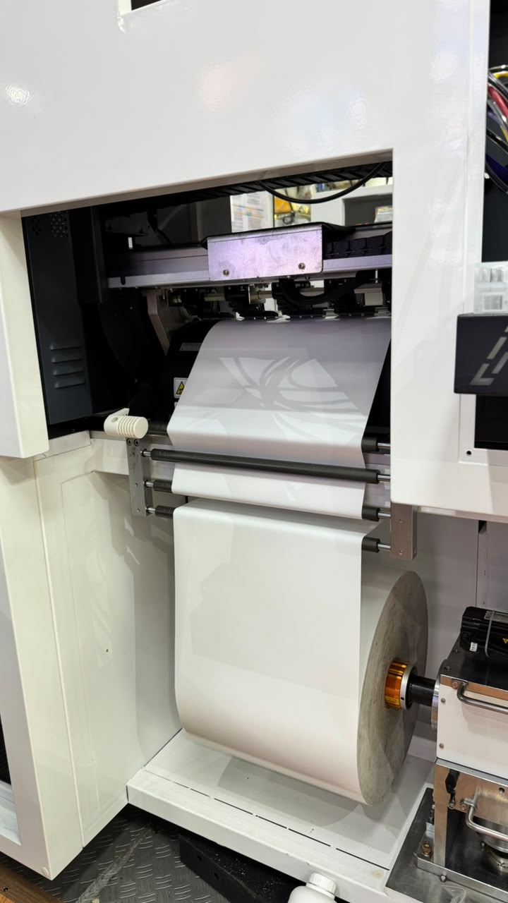 Plotter de sticker industrial