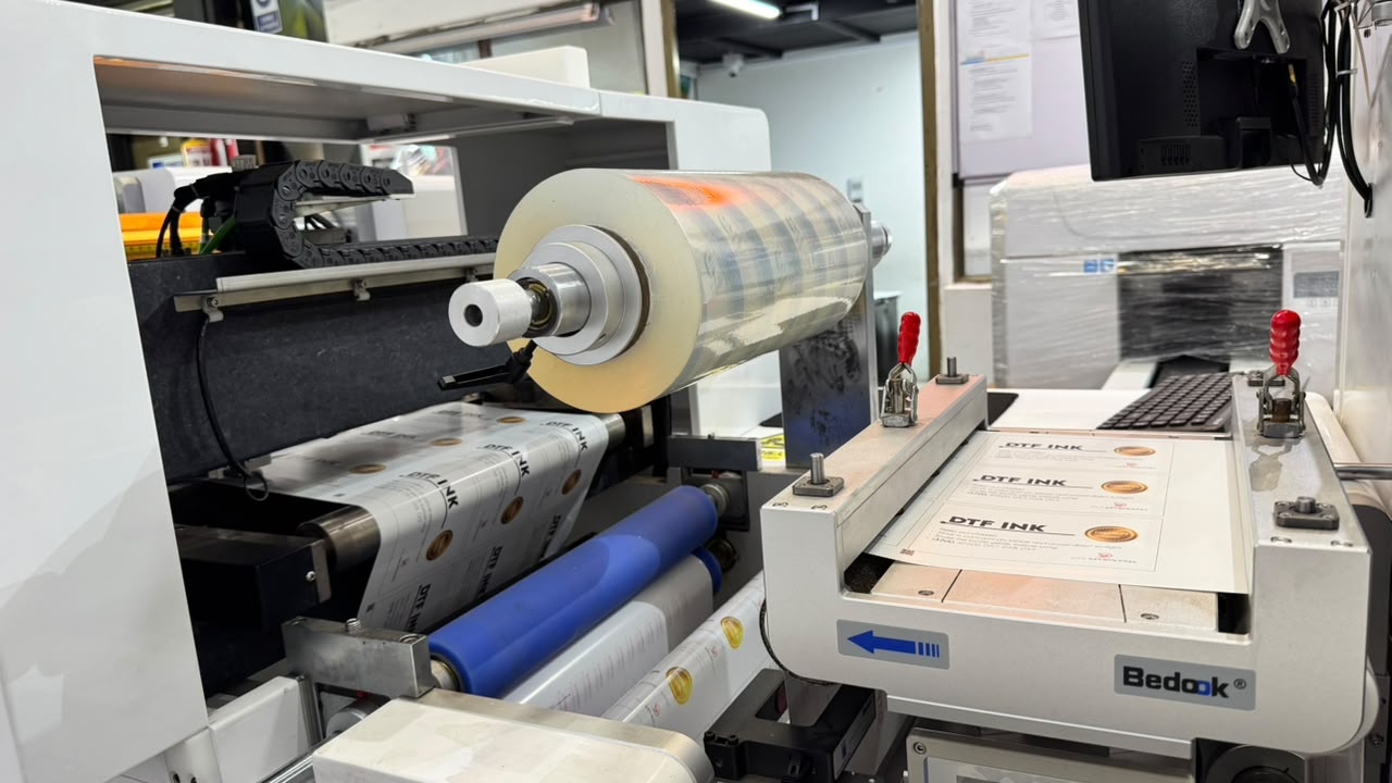 Plotter de sticker industrial